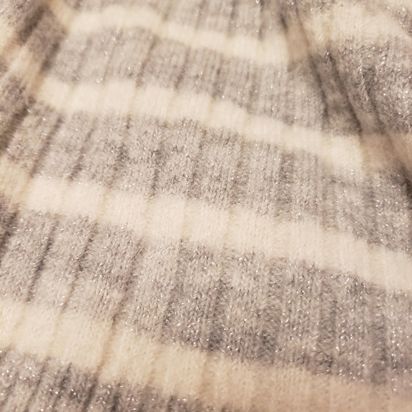 Ribbed Striped Sparkling Sweater Size XS - Picture 9 of 10
